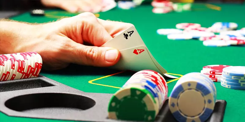 Game Poker là gì? Nên chơi ở đâu?